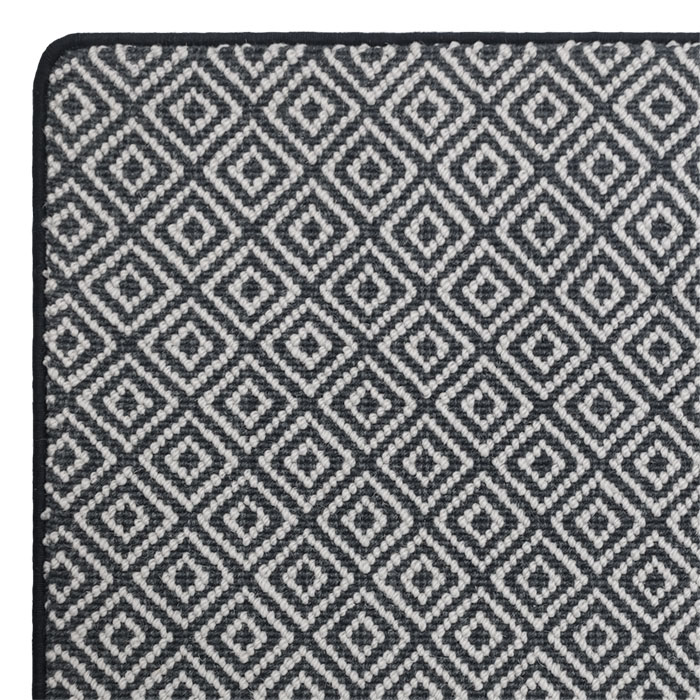 Gala_Diamond_Basalt_Whipped_Edge_1_cm