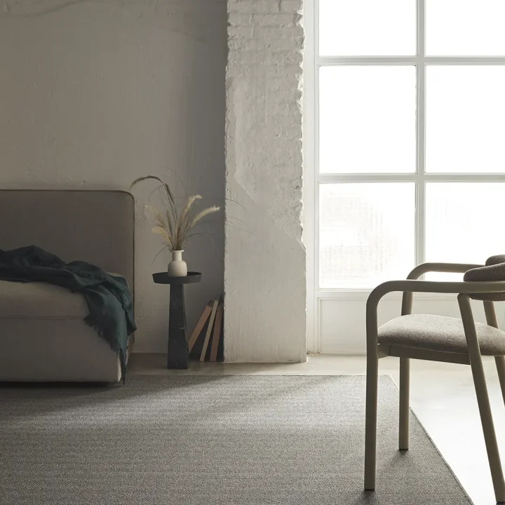 ROLS CARPETS Nordica Chevron Mist 001