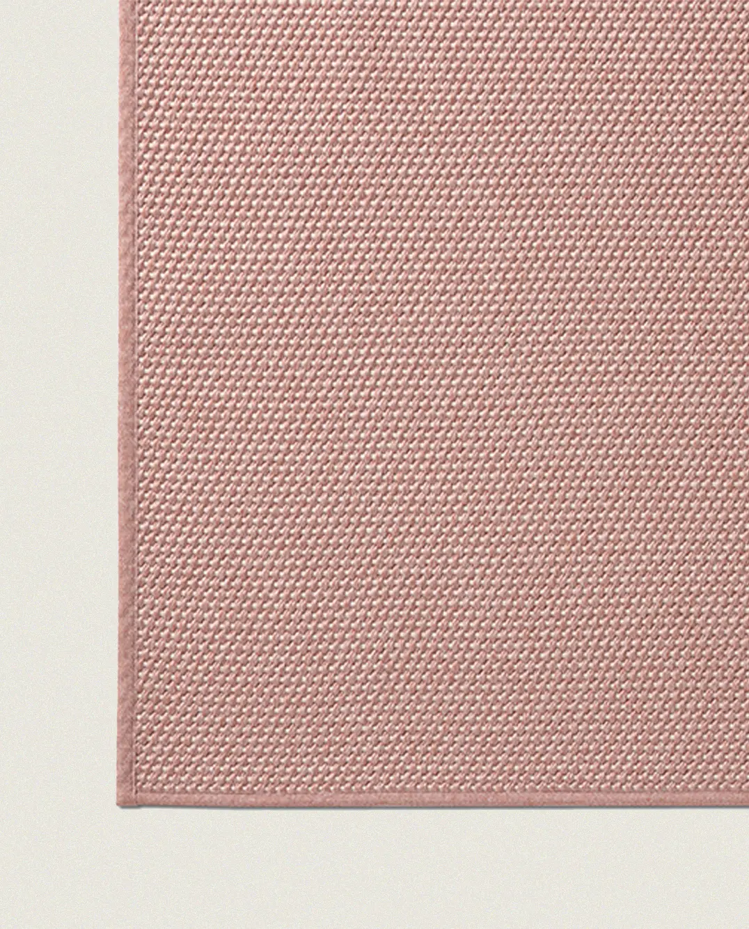 Terra_Serengueti_Rose_White_01