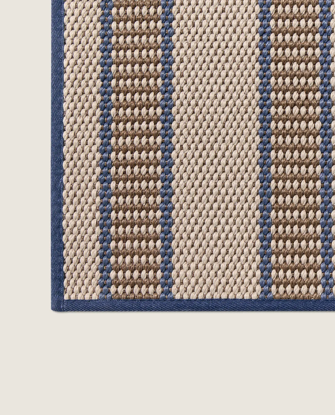 rols-aral-01-collection-02