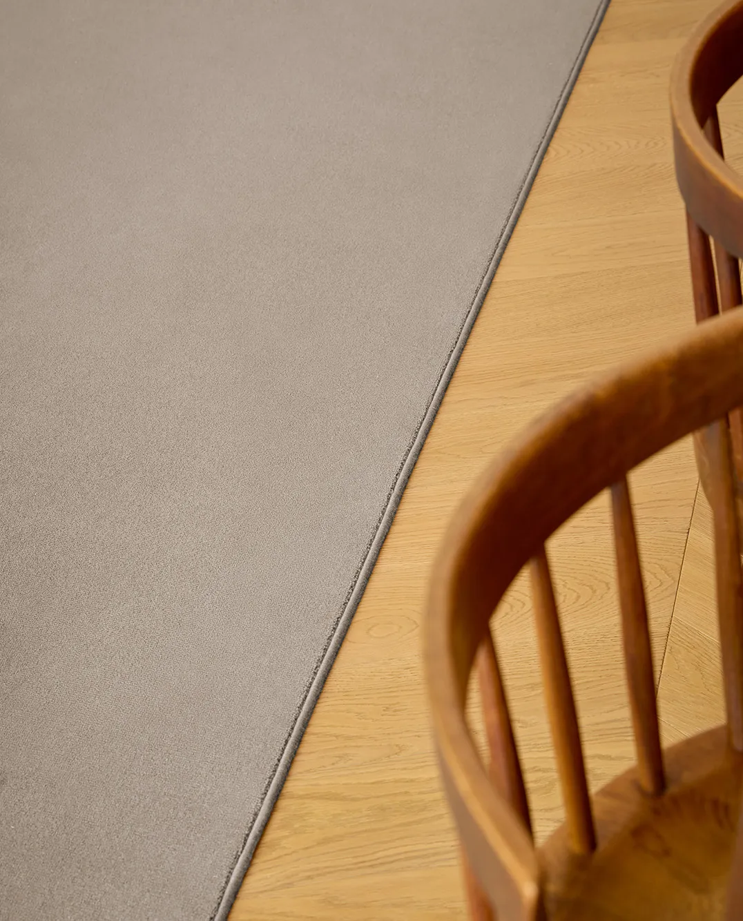 castor-pearl-grey-ambiente-002_11zon