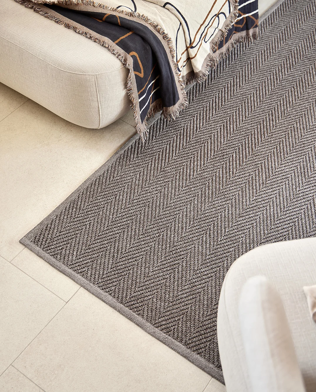 maya-gradient-licorice-ambiente-1