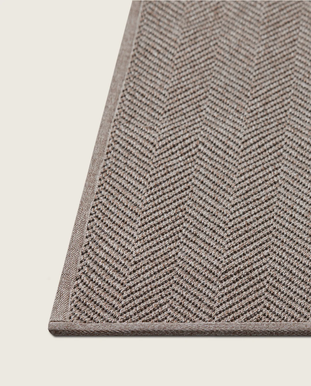 maya-gradient-licorice-diagonal