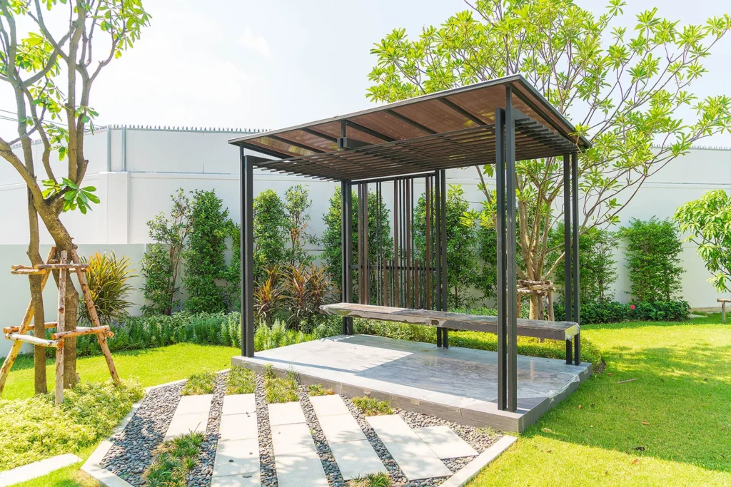 jardin con patrones o elementos repetidos
