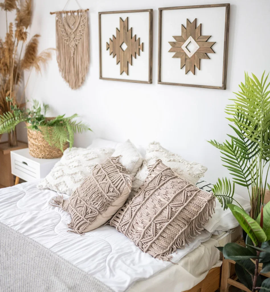 habitacion decorada con macramé