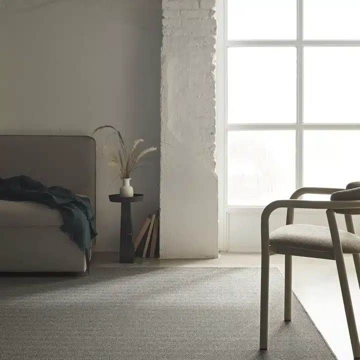 ROLS CARPETS Nordica Chevron Mist 001