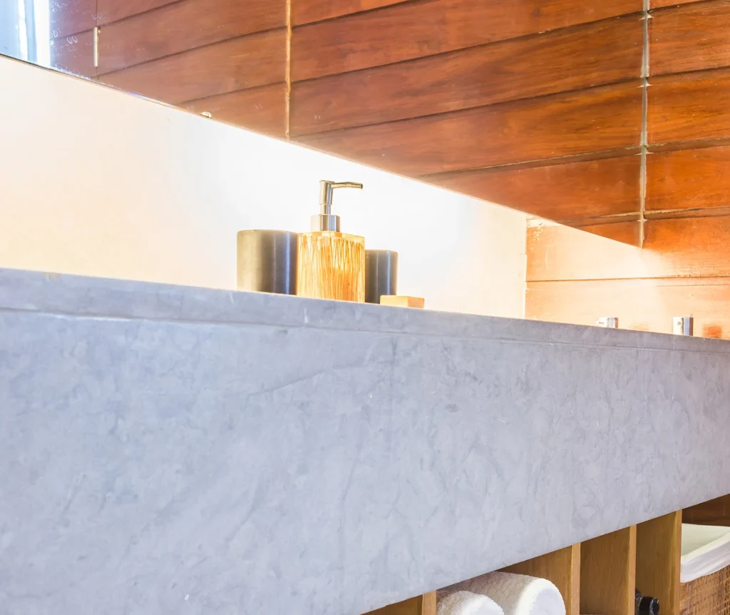 mueble de baño de cemento pulido