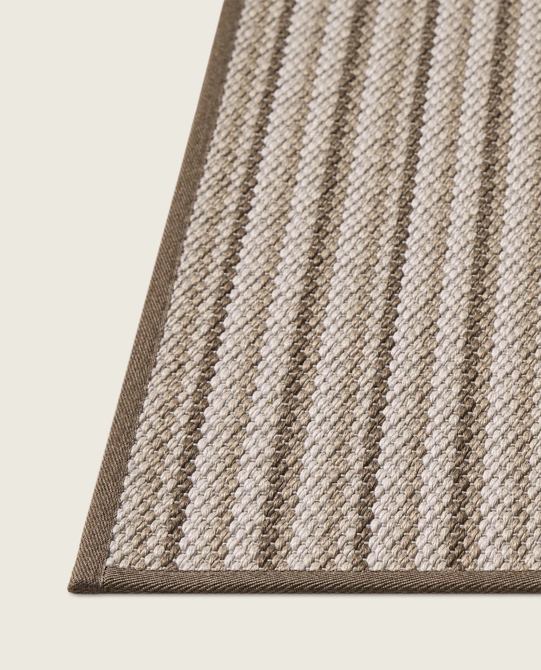 terra-patagonia-sand-diagonal